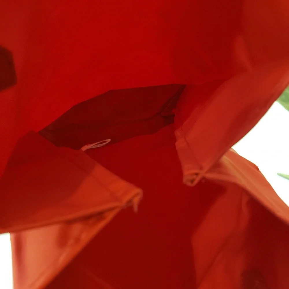 Reusable Totes in Folded Wallets Easily Portable - Picture 6 of 7